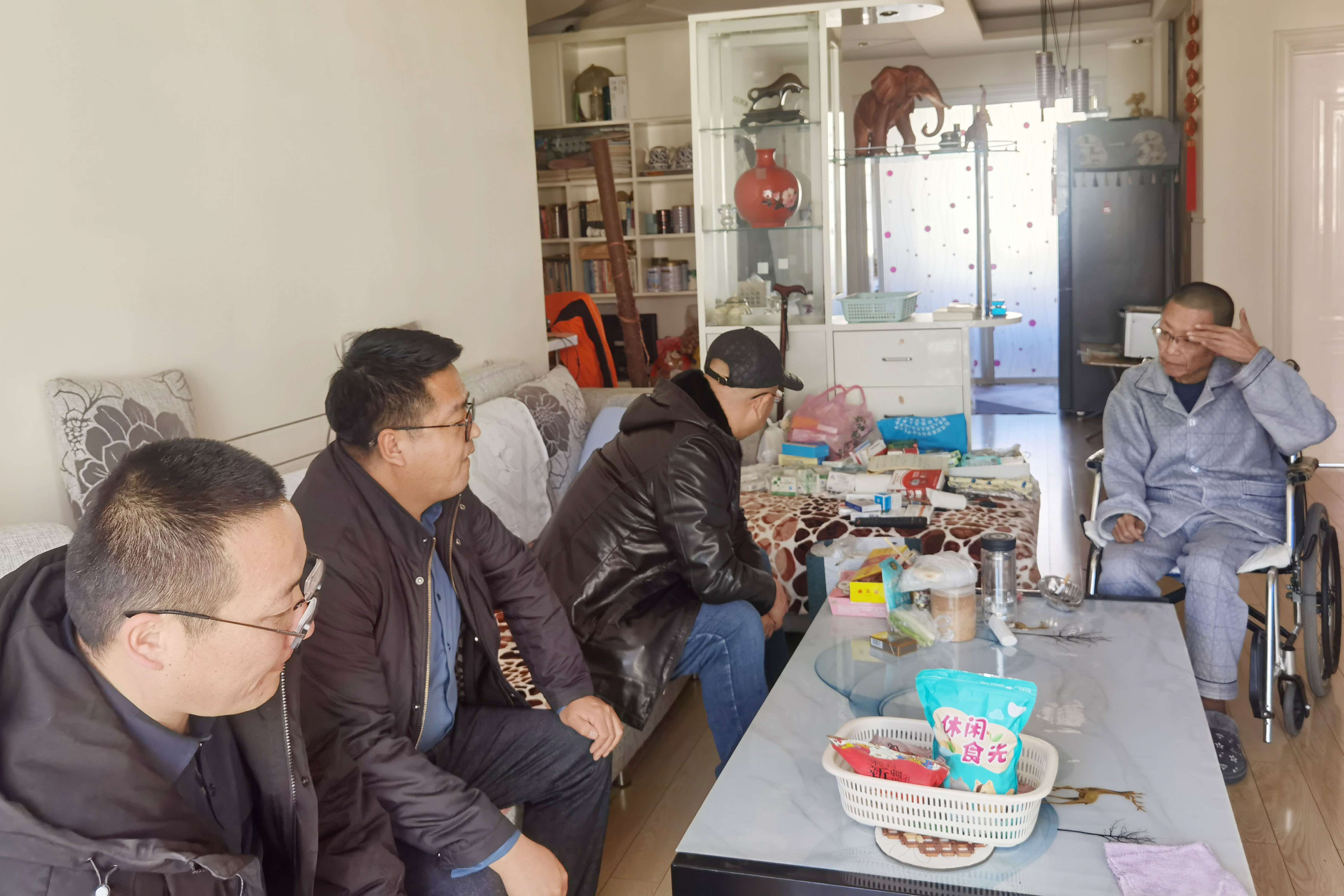 慰問退休黨員3.jpg